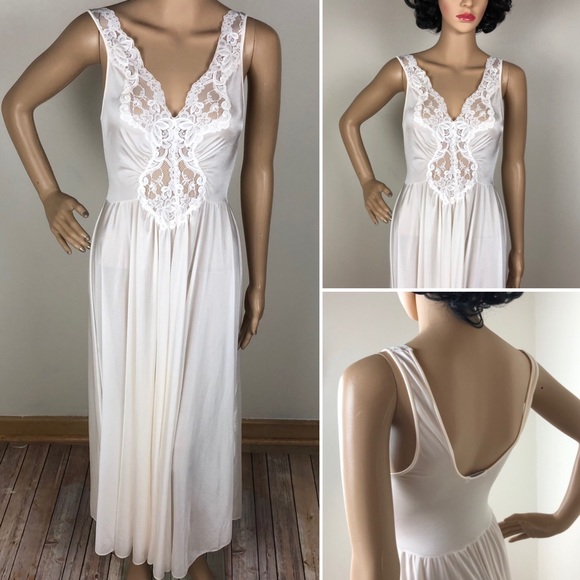Vintage Other - Vintage Lorraine Nightgown Chemise Negligee Lace